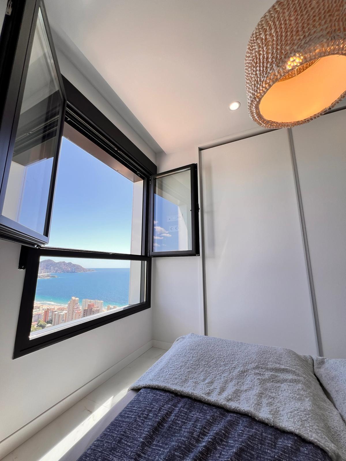 3 Bed, 2 Bath, ApartmentFor Sale, Benidorm, Alicante