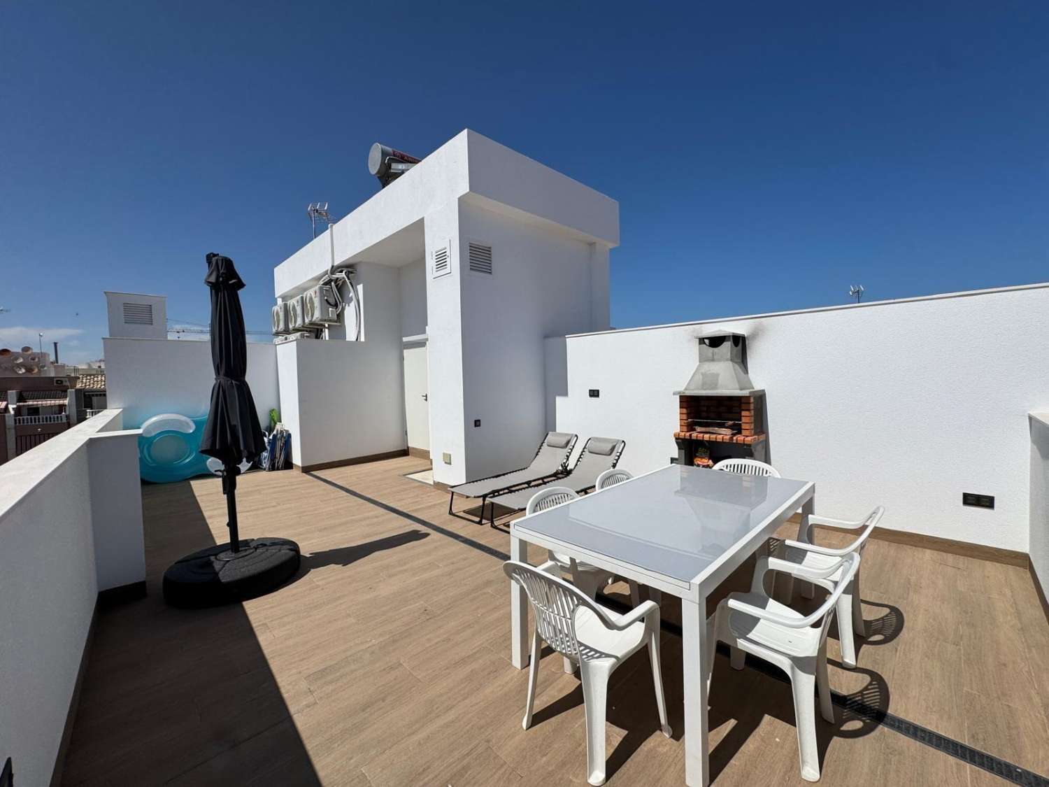 2 Bed, 2 Bath, ApartmentFor Sale, Torrevieja, Alicante 2 Bed, 2 Bath, ApartmentFor Sale, Torrevieja, Alicante
