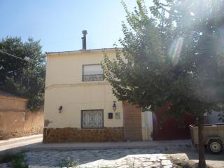 4 Bed, 3 Bath, HouseFor Sale, Pinoso, Alicante