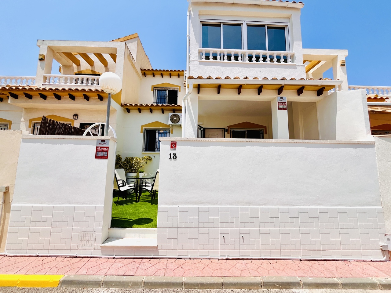 3 Bed, 2 Bath, HouseFor Sale, Playa Flamenca, Alicante