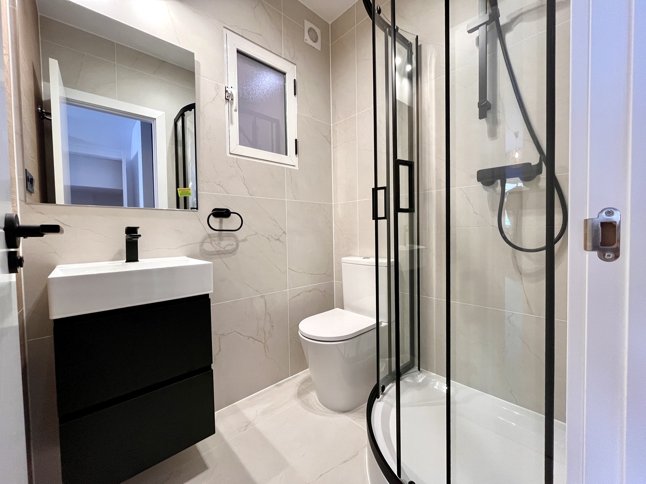 3 Bed, 2 Bath, HouseFor Sale, Playa Flamenca, Alicante