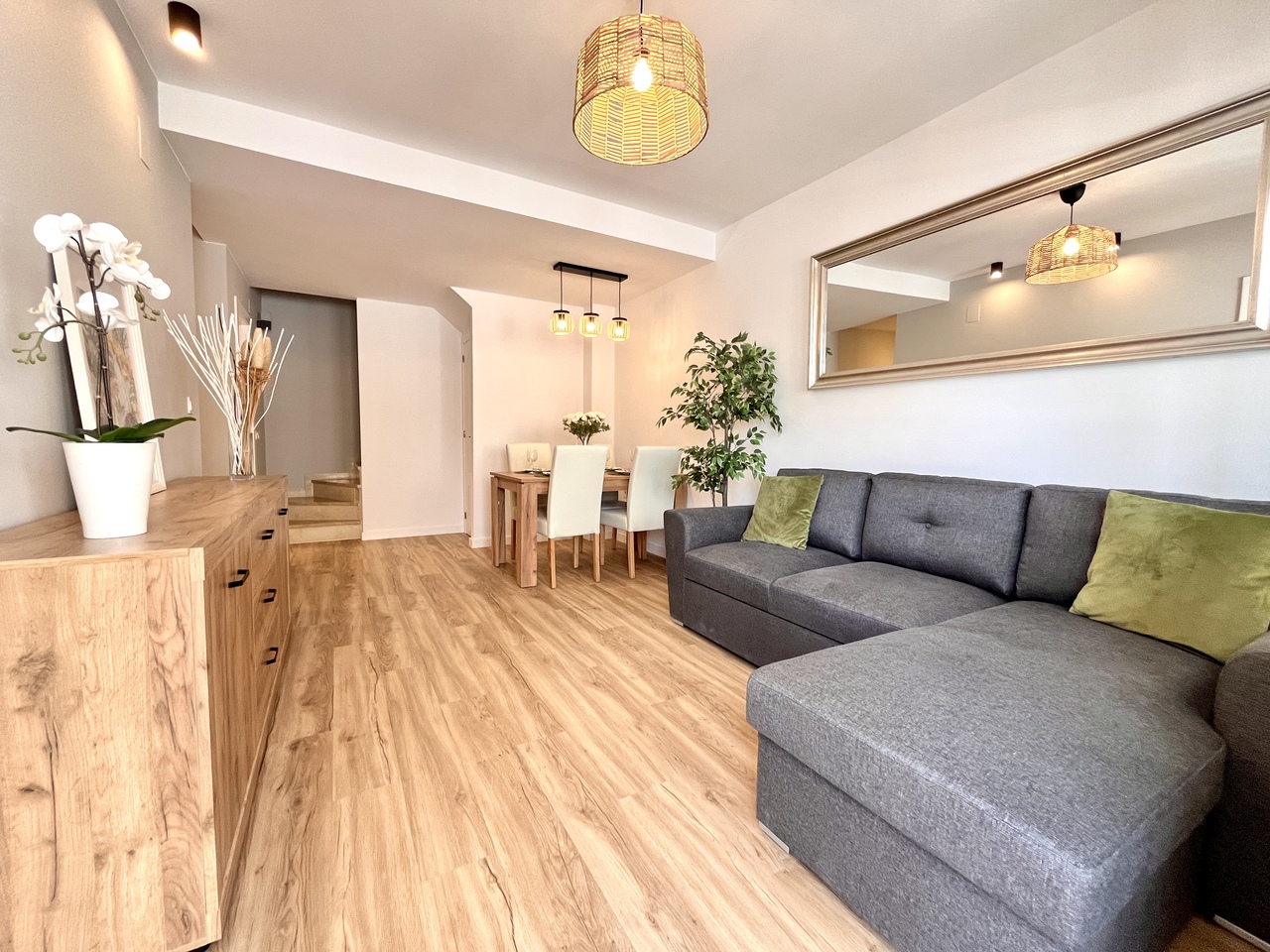 3 Bed, 2 Bath, HouseFor Sale, Playa Flamenca, Alicante