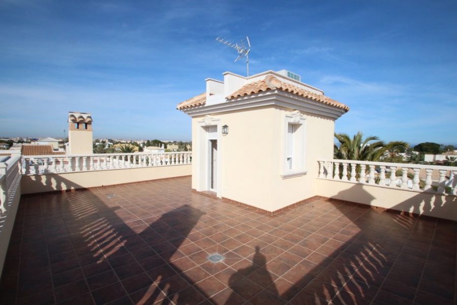 4 Bed, 4 Bath, HouseFor Sale, Orihuela Costa, Alicante