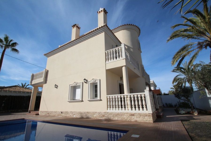 4 Bed, 4 Bath, HouseFor Sale, Orihuela Costa, Alicante