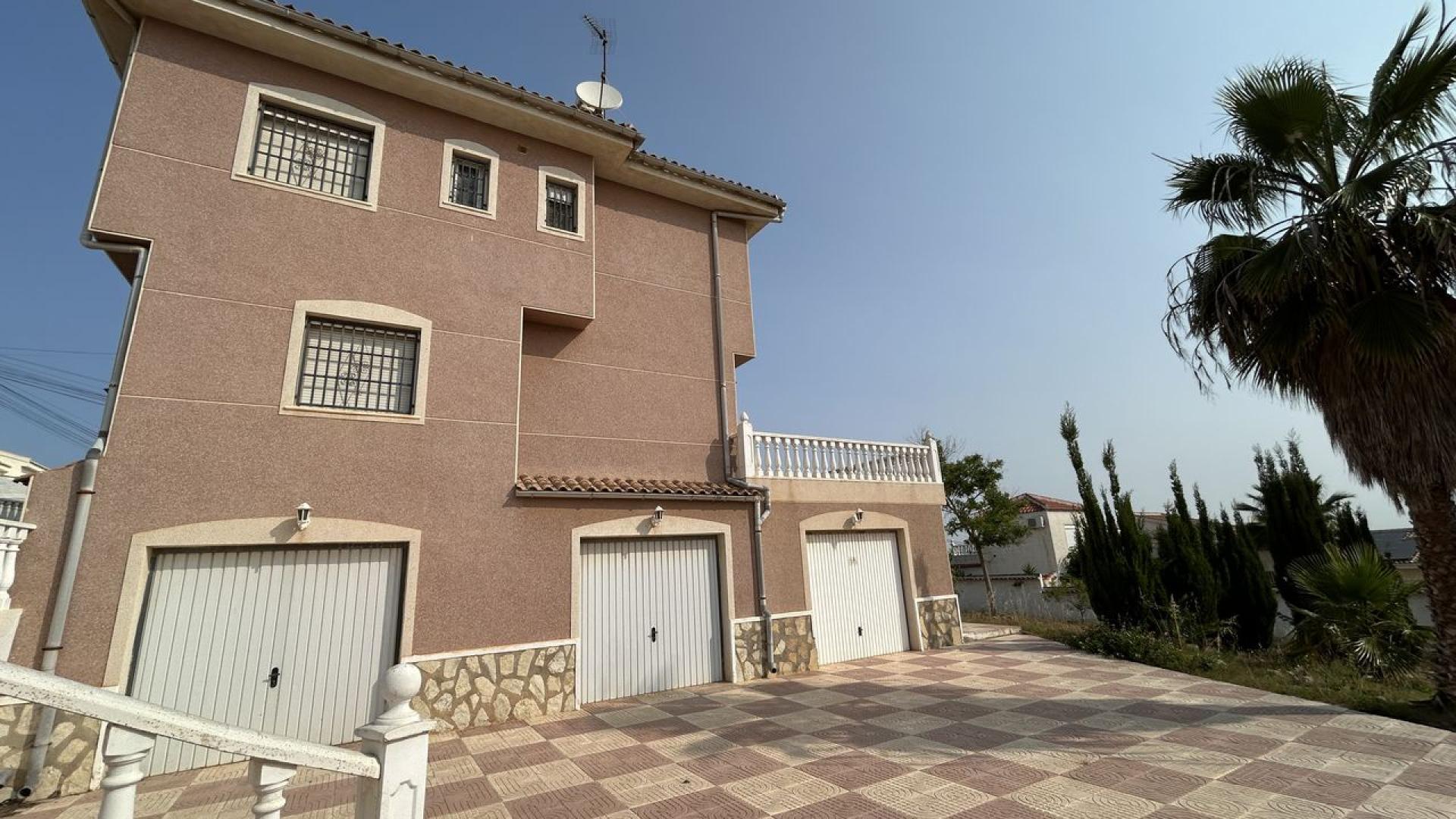 5 Bed, 4 Bath, HouseFor Sale, Ciudad Quesada, Alicante