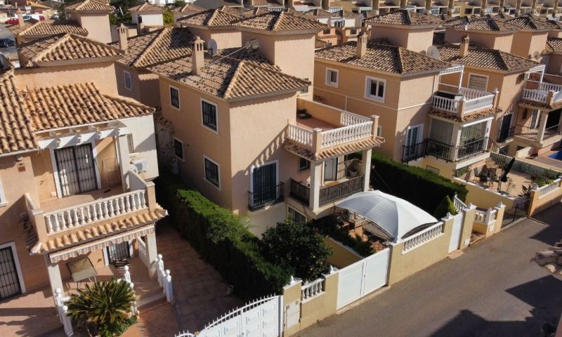 3 Bed, 2 Bath, HouseFor Sale, Orihuela Costa, Alicante