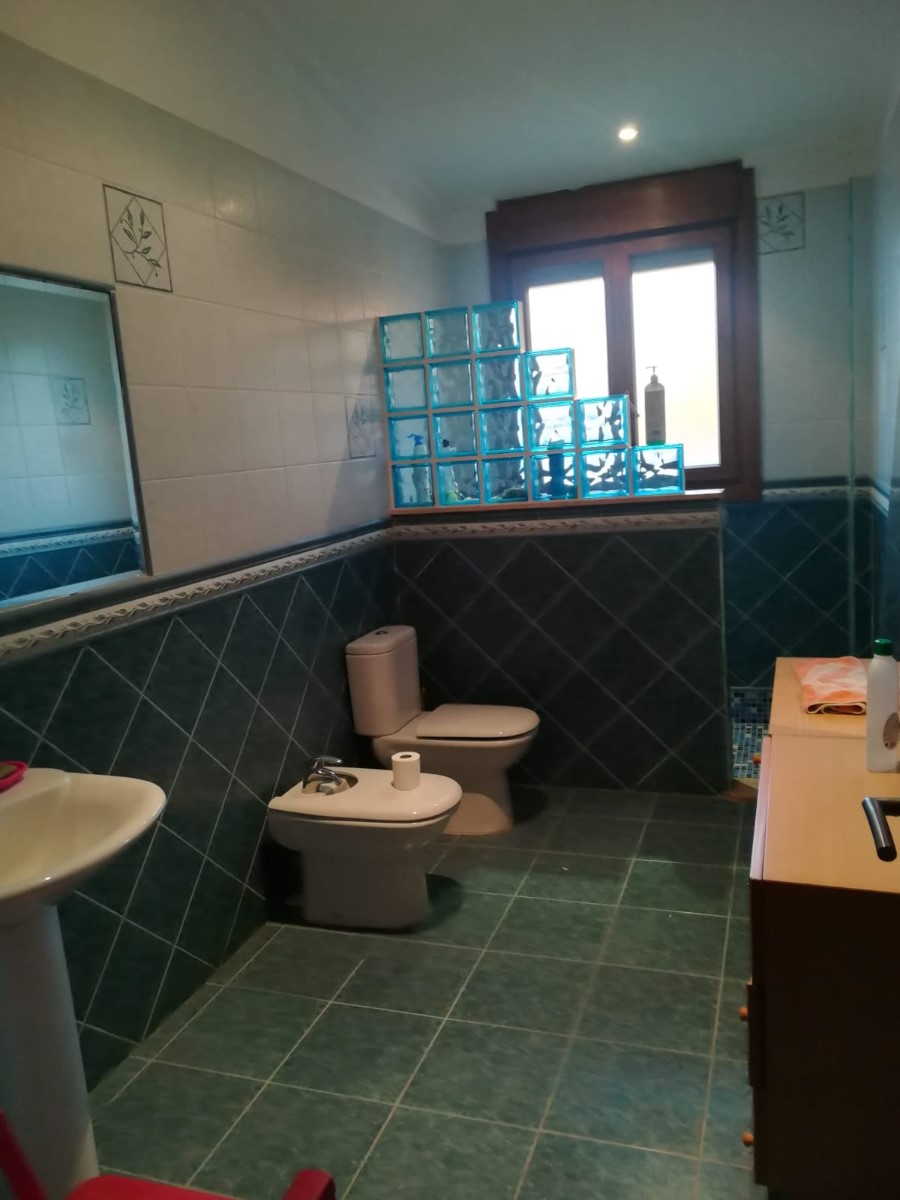 4 Bed, 2 Bath, HouseFor Sale, Petrer, Alicante