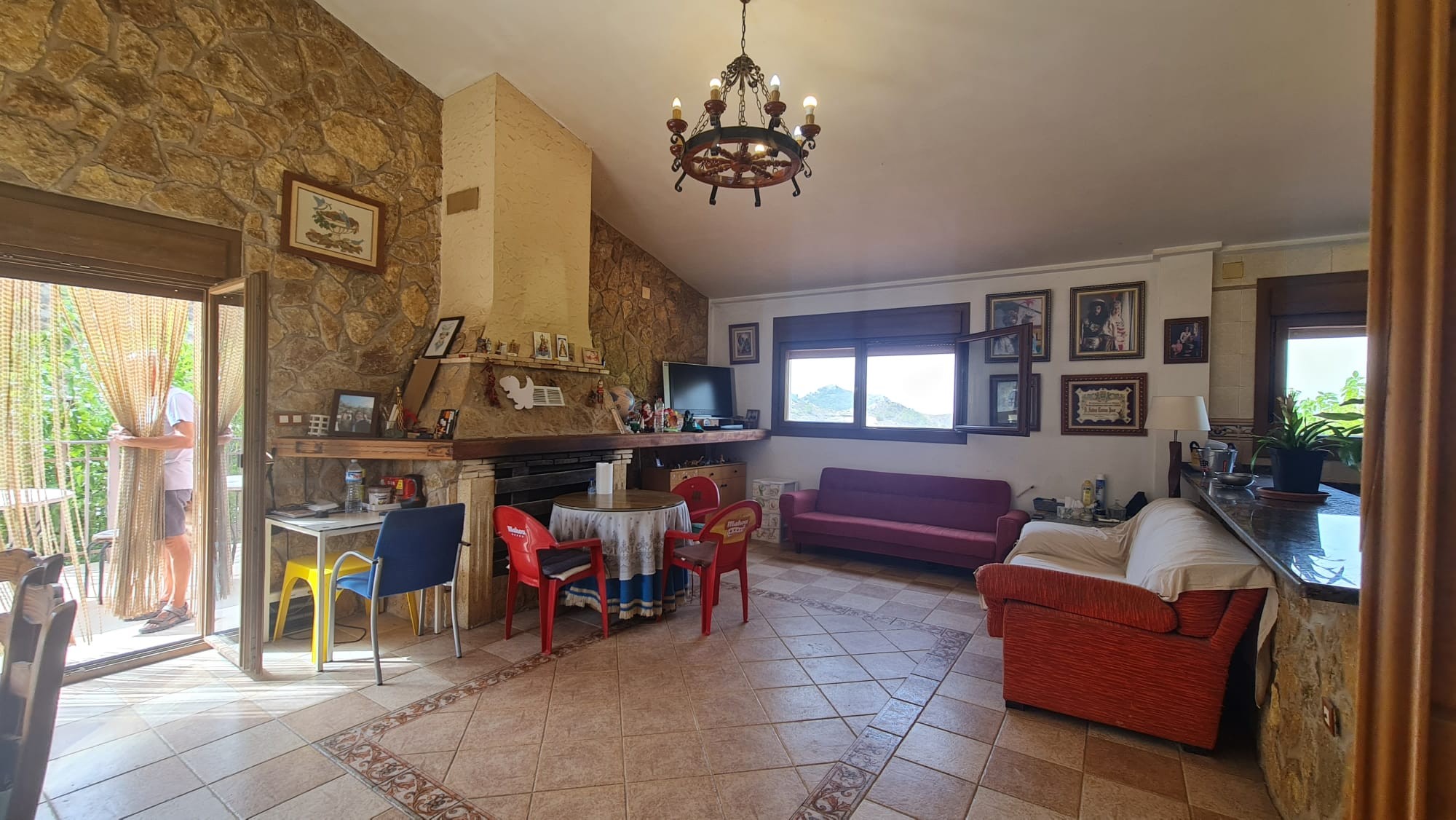 4 Bed, 2 Bath, HouseFor Sale, Petrer, Alicante