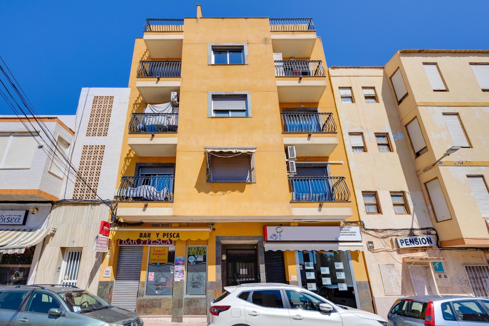 2 Bed, 1 Bath, ApartmentFor Sale, Torrevieja, Alicante