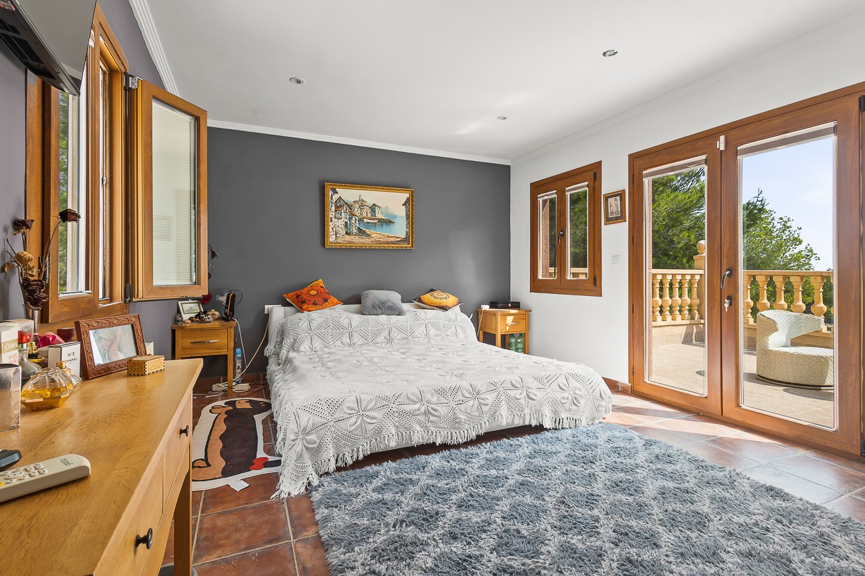 4 Bed, 2 Bath, HouseFor Sale, Torremendo, Alicante