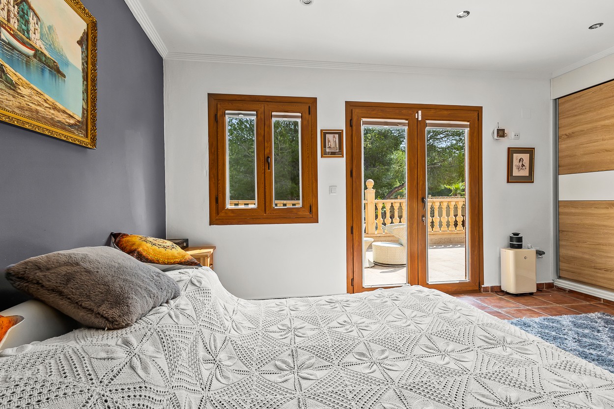 4 Bed, 2 Bath, HouseFor Sale, Torremendo, Alicante