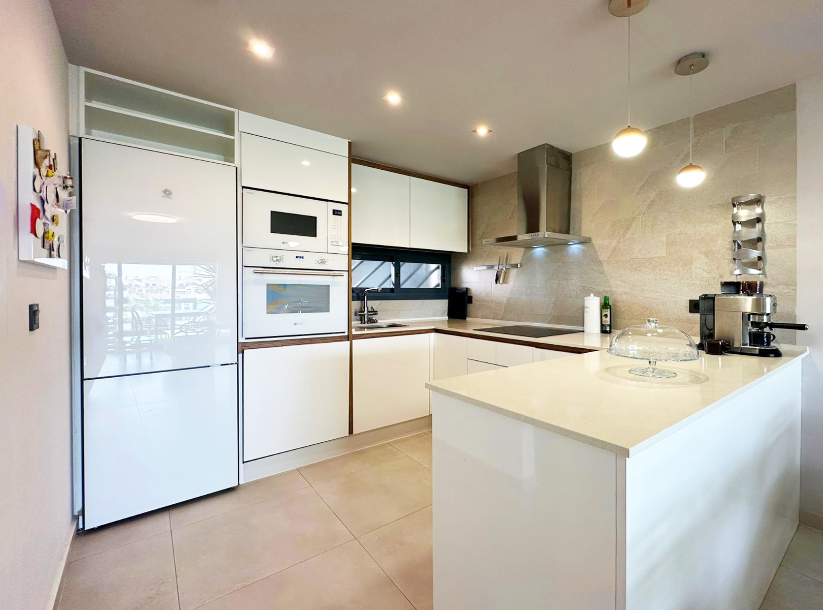 3 Bed, 2 Bath, ApartmentFor Sale, Guardamar Del Segura, Alicante