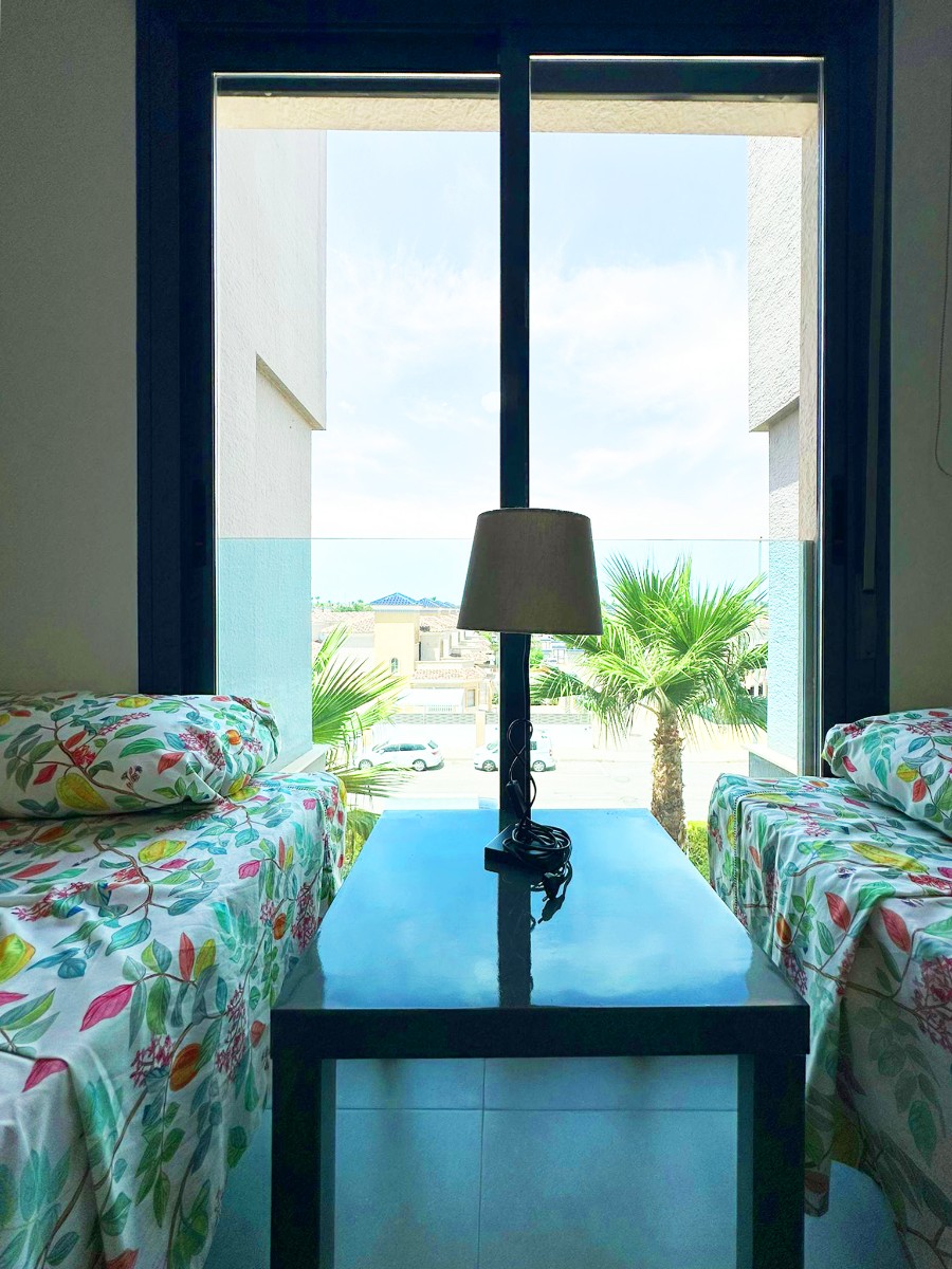 3 Bed, 2 Bath, ApartmentFor Sale, Guardamar Del Segura, Alicante