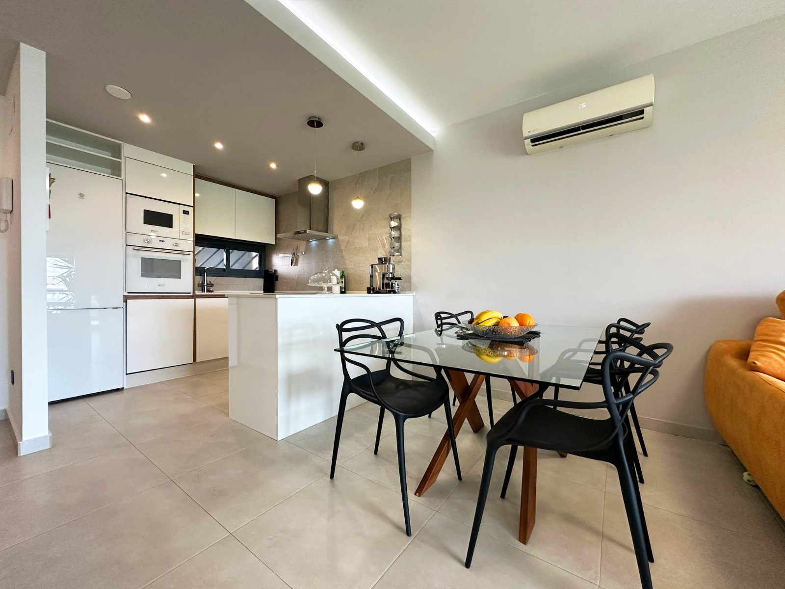 3 Bed, 2 Bath, ApartmentFor Sale, Guardamar Del Segura, Alicante