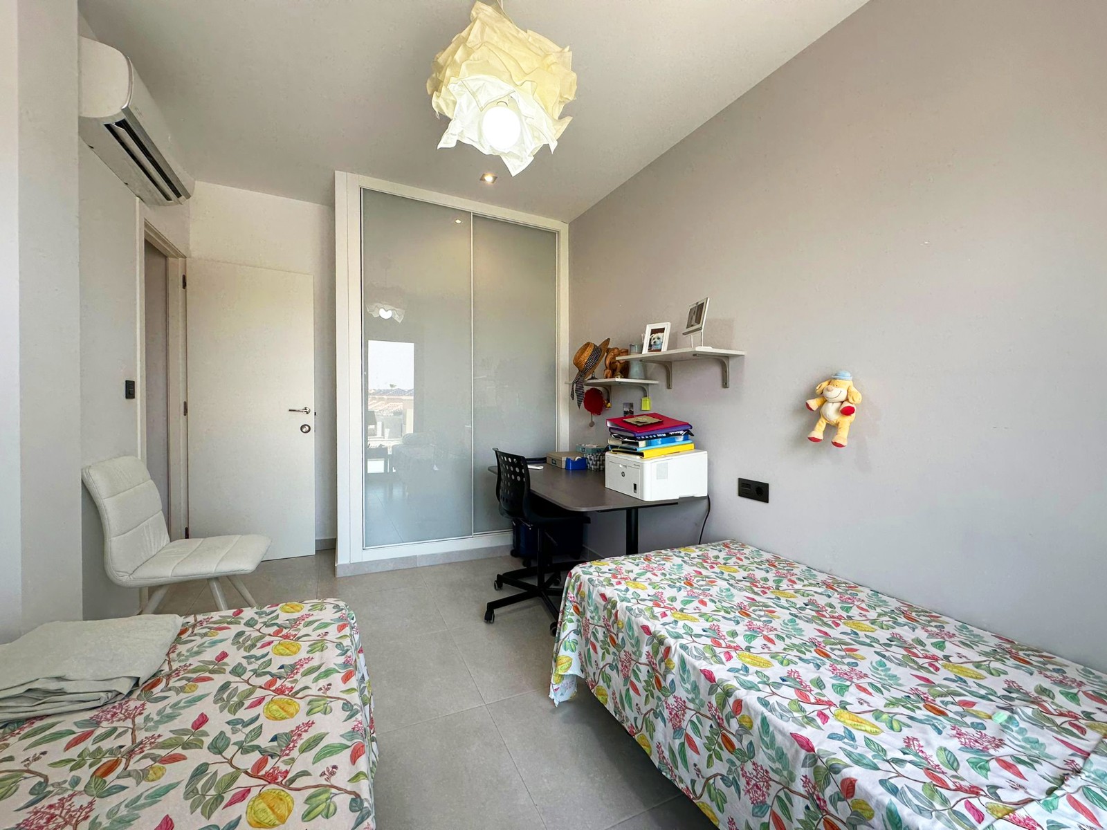 3 Bed, 2 Bath, ApartmentFor Sale, Guardamar Del Segura, Alicante