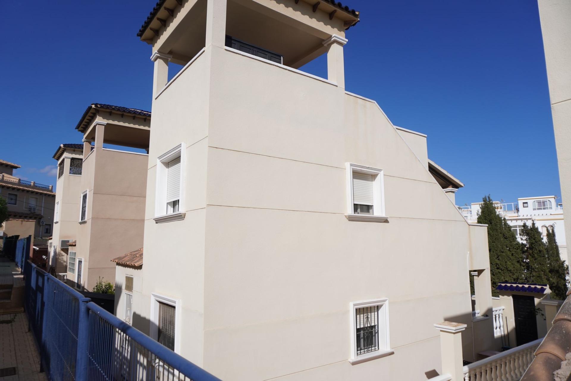 3 Bed, 2 Bath, HouseFor Sale, San Miguel de Salinas, Alicante