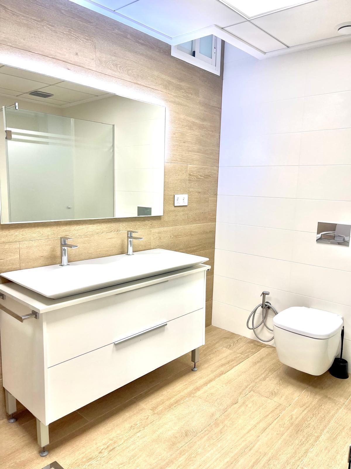 5 Bed, 4 Bath, HouseFor Sale, San Miguel de Salinas, Alicante