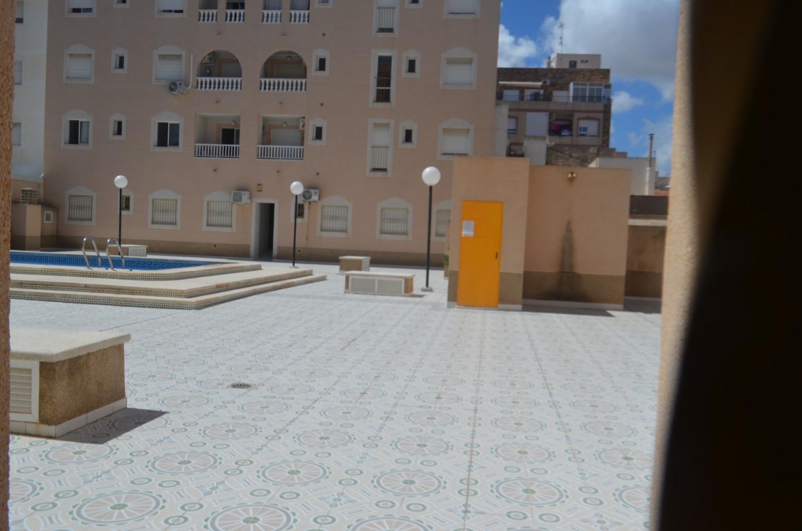 2 Bed, 1 Bath, ApartmentFor Sale, Torrevieja, Alicante
