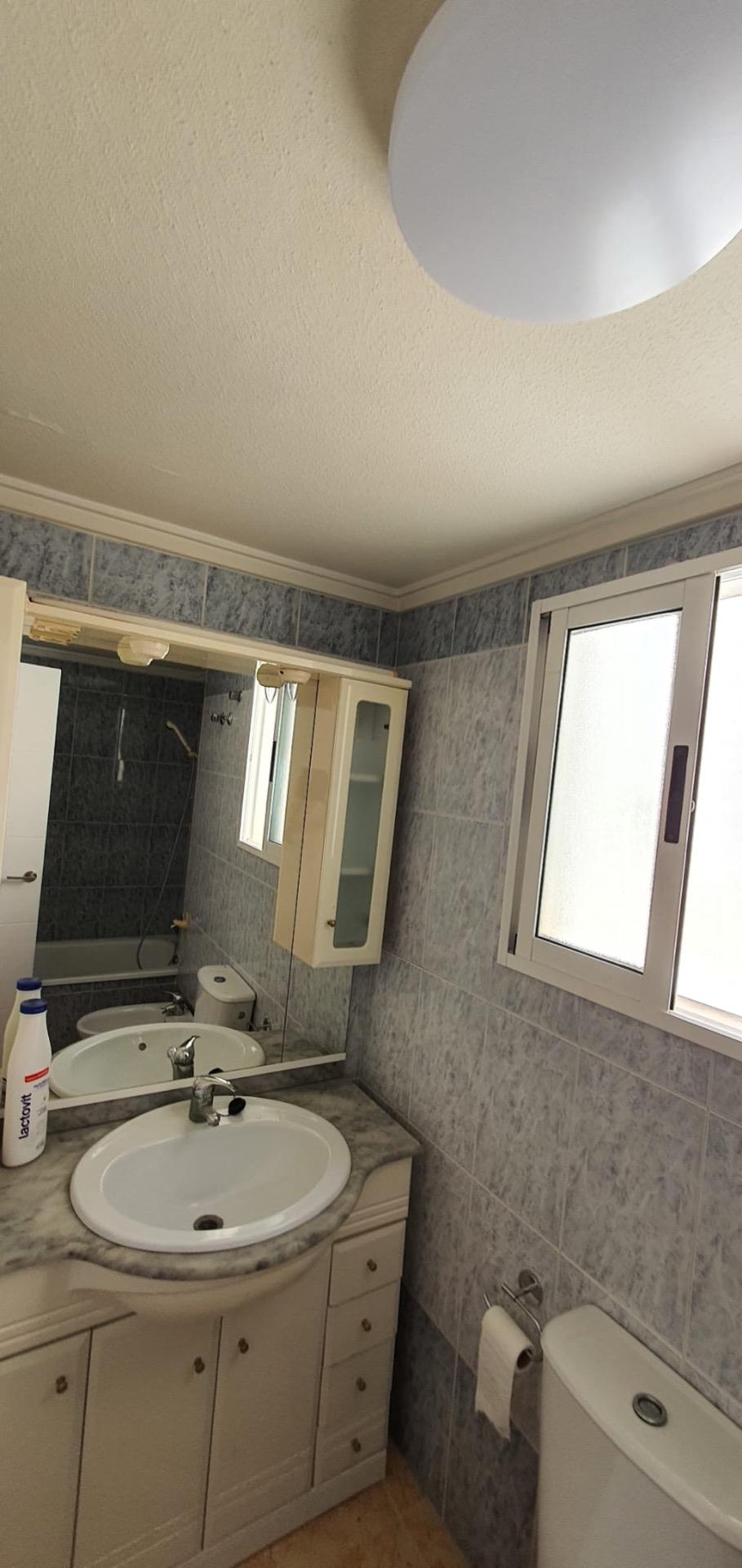 2 Bed, 1 Bath, ApartmentFor Sale, Torrevieja, Alicante