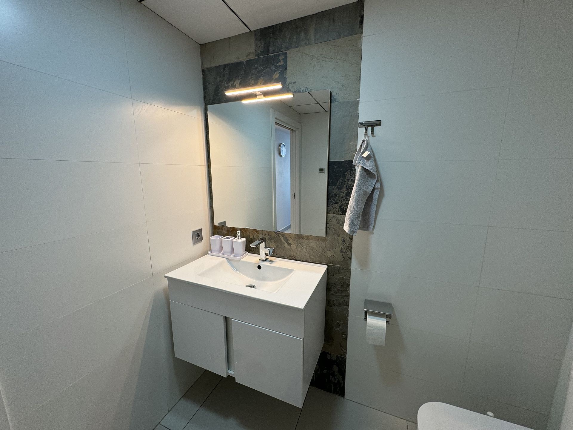 2 Bed, 1 Bath, ApartmentFor Sale, Torrevieja, Alicante