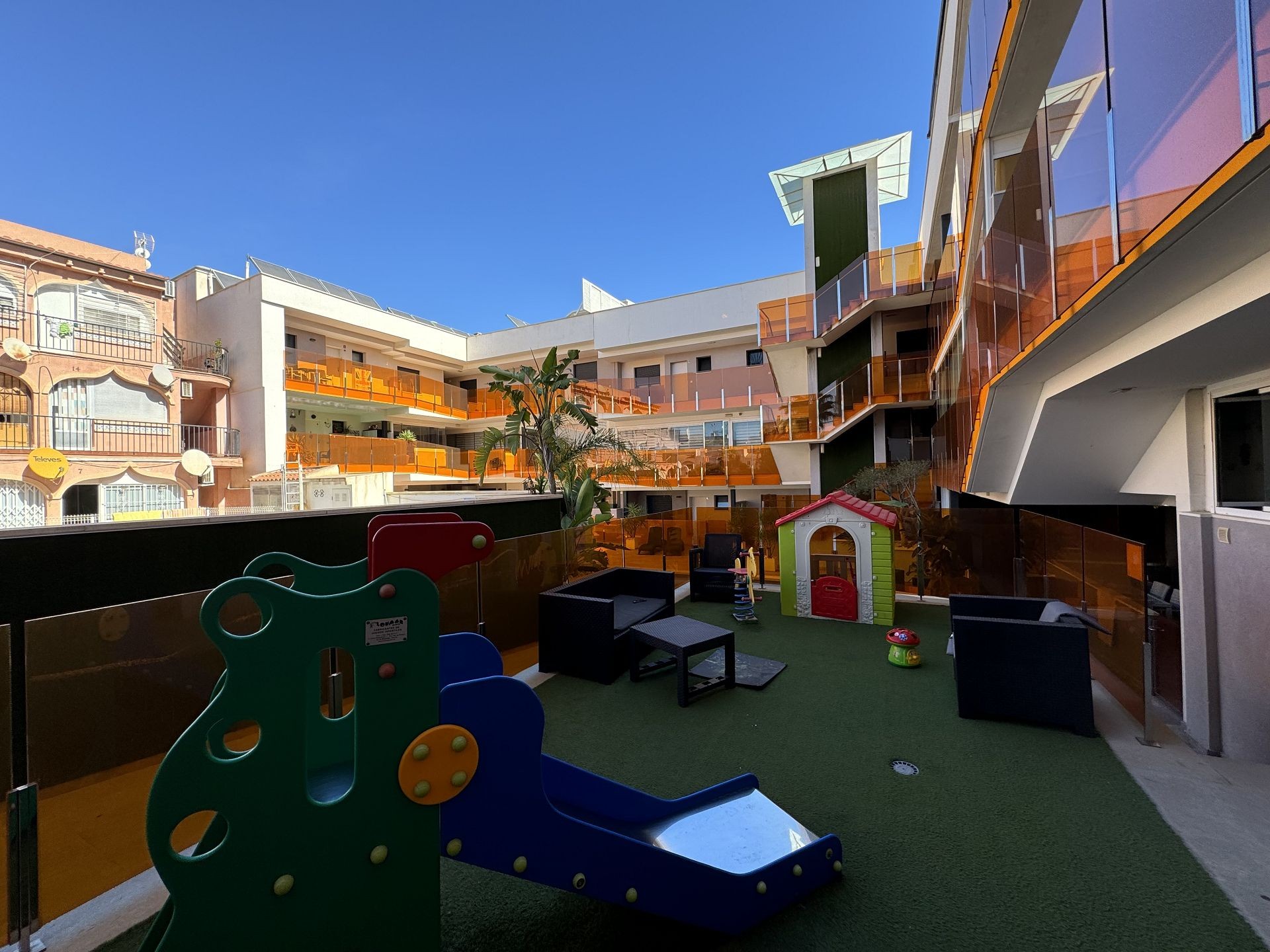 2 Bed, 1 Bath, ApartmentFor Sale, Torrevieja, Alicante