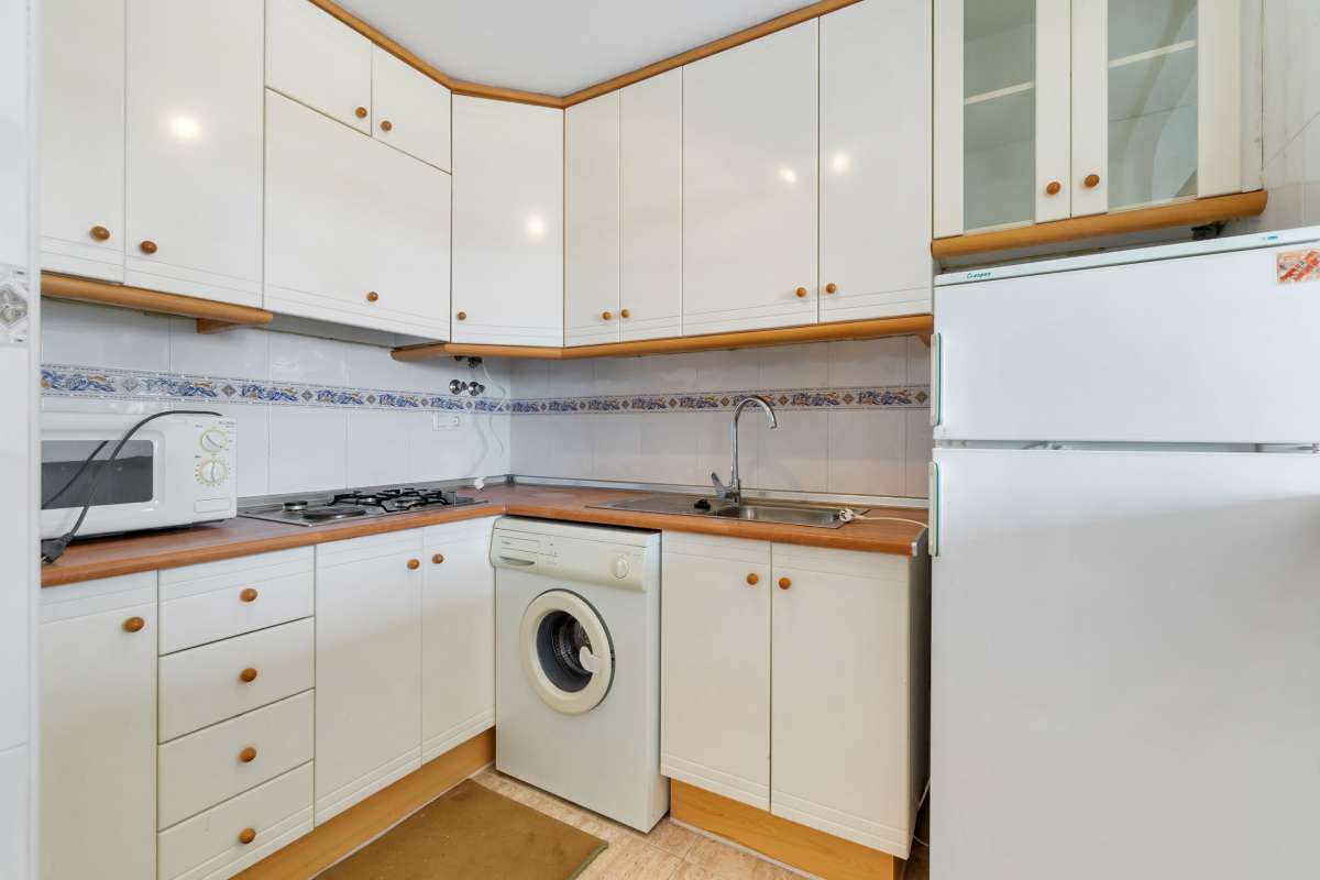 1 Bath, ApartmentFor Sale, Arenales del Sol, Alicante