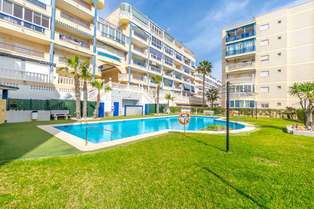 1 Bath, ApartmentFor Sale, Arenales del Sol, Alicante