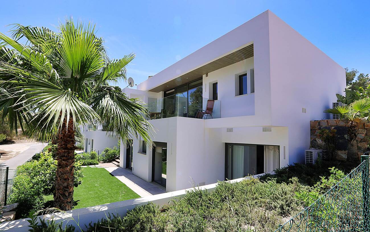 4 Bed, 3 Bath, HouseFor Sale, Orihuela, Alicante