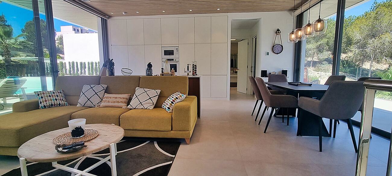 4 Bed, 3 Bath, HouseFor Sale, Orihuela, Alicante