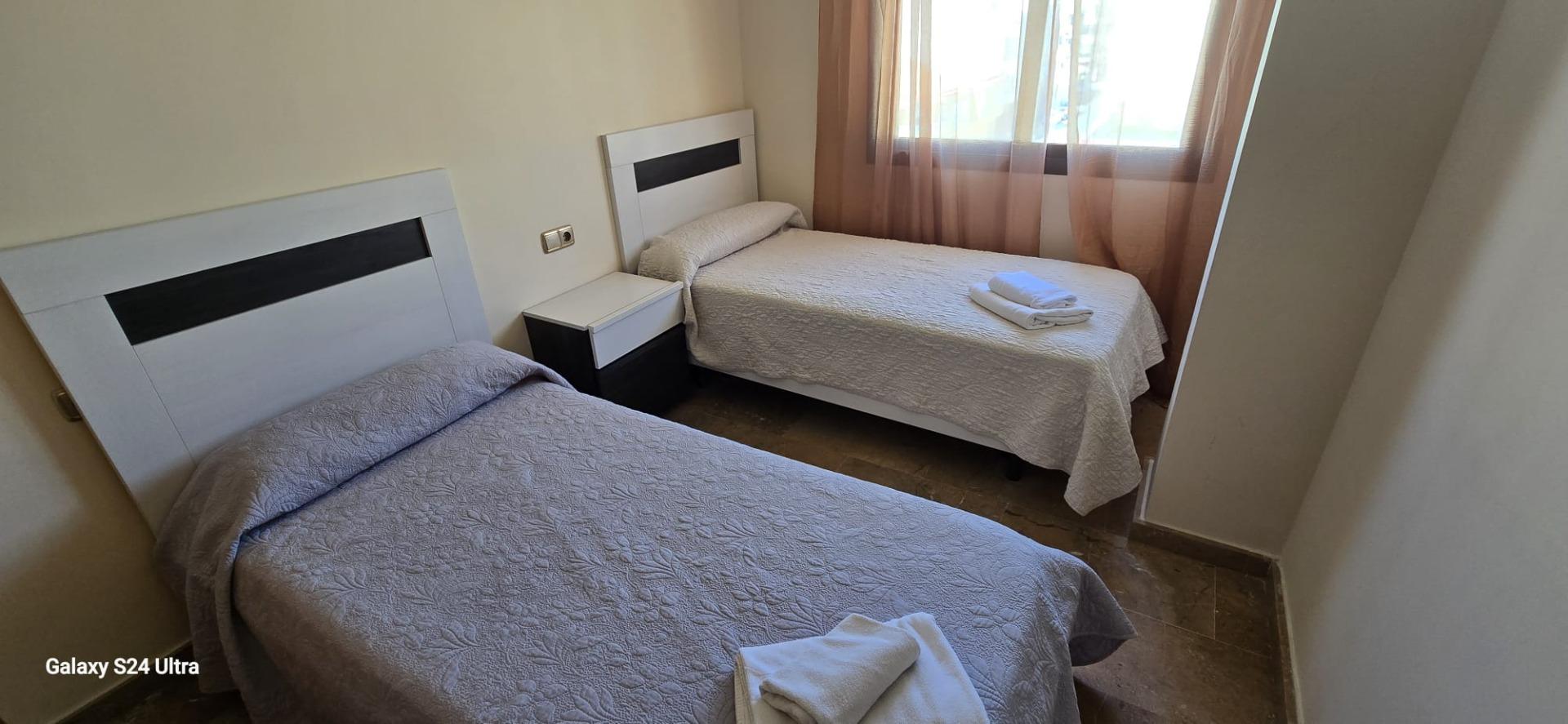 4 Bed, 2 Bath, ApartmentFor Sale, Torrevieja, Alicante