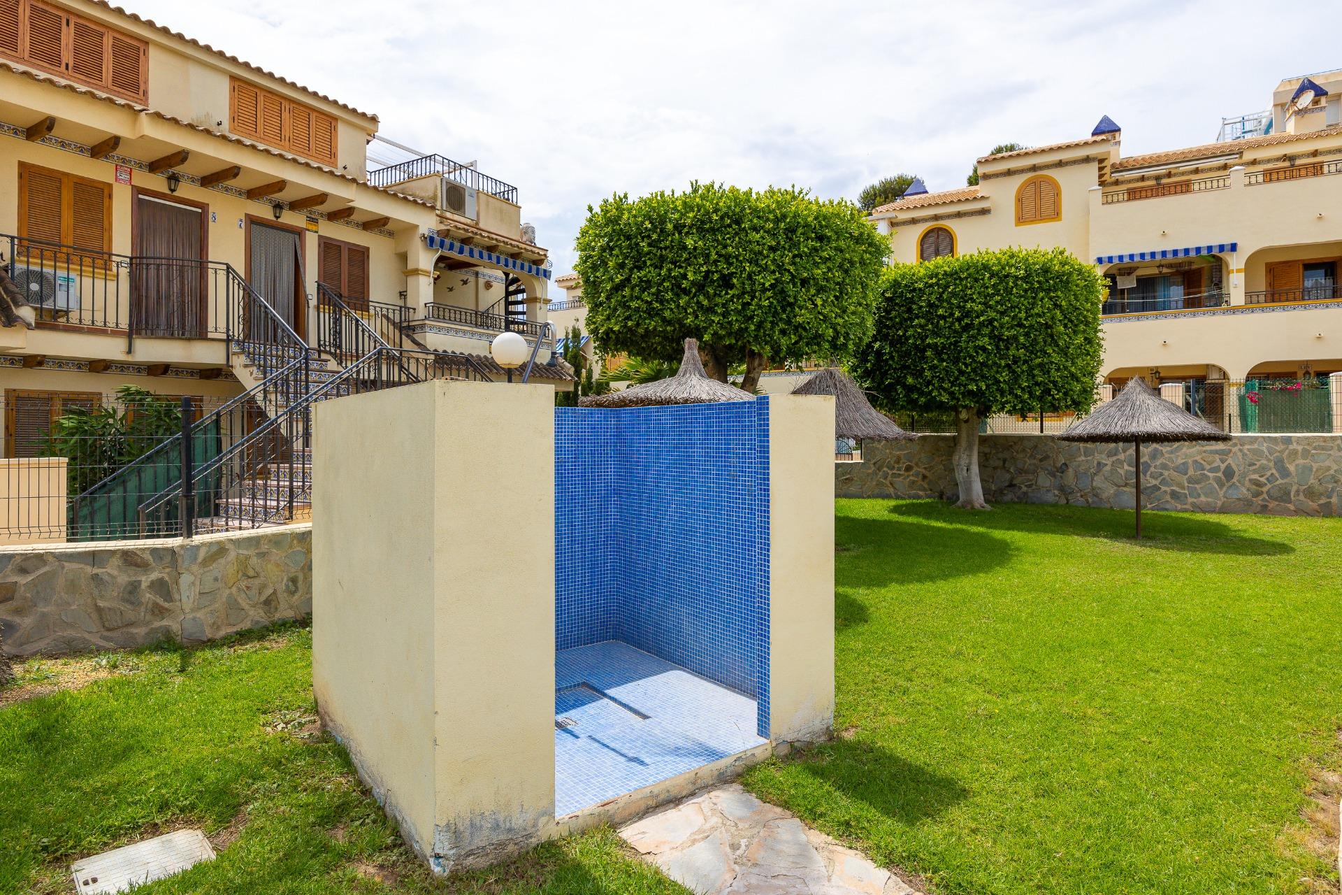 2 Bed, 1 Bath, HouseFor Sale, Torrevieja, Alicante