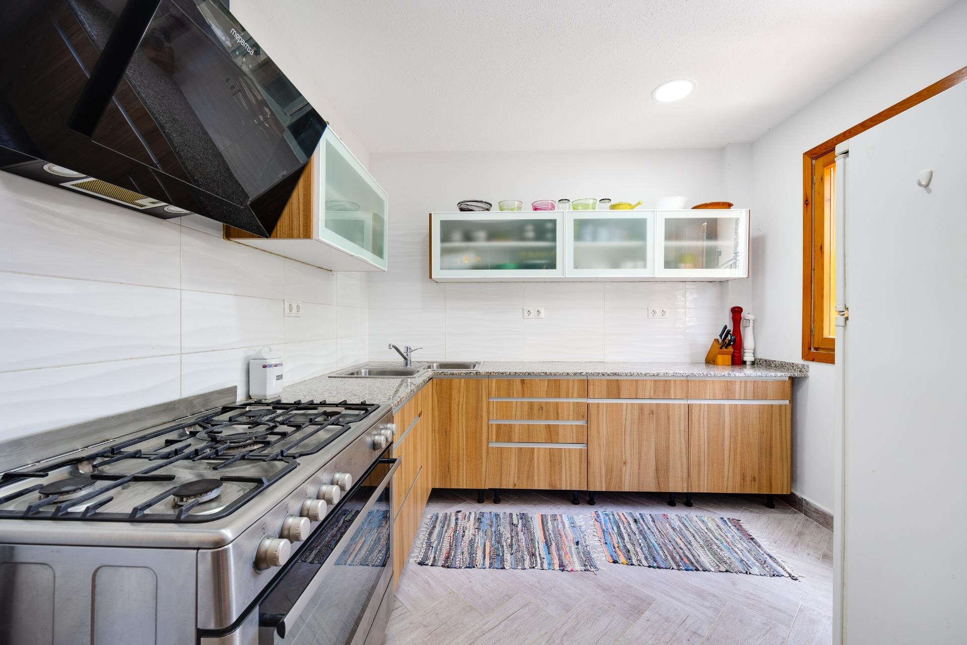 2 Bed, 1 Bath, HouseFor Sale, Torrevieja, Alicante