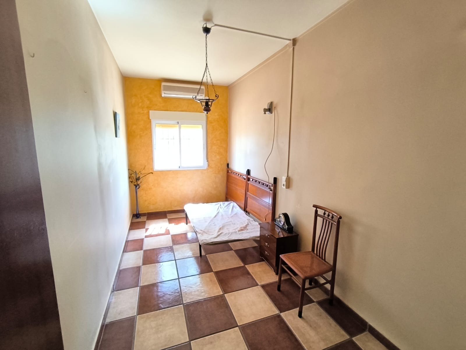 5 Bed, 2 Bath, HouseFor Sale, Jumilla, Murcia