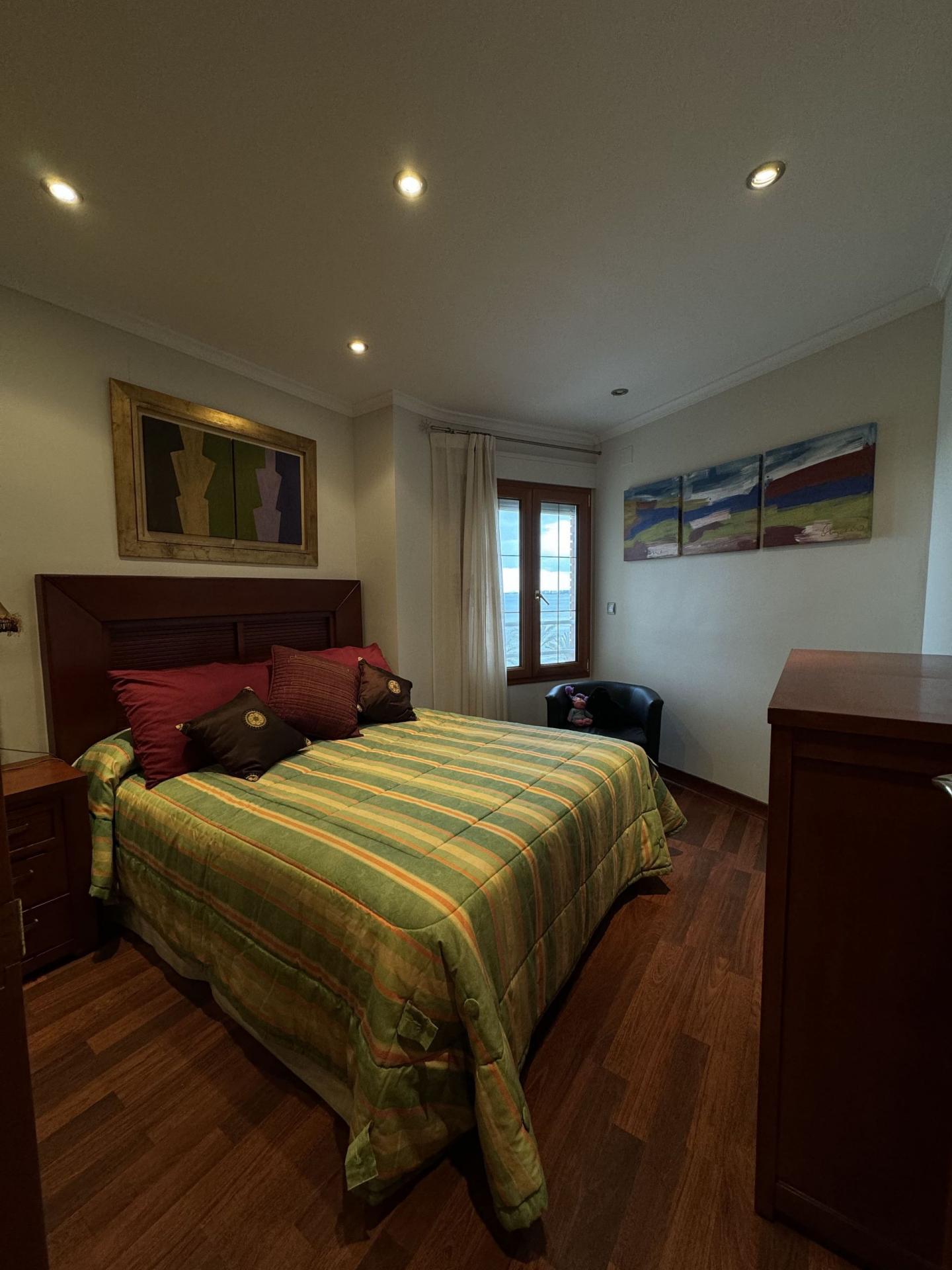 3 Bed, 2 Bath, ApartmentFor Sale, Torrevieja, Alicante