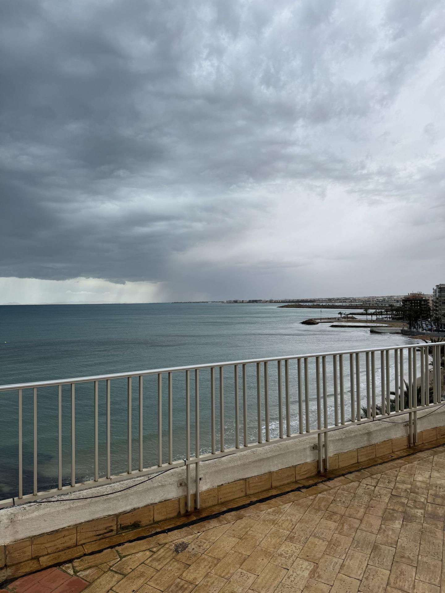 3 Bed, 2 Bath, ApartmentFor Sale, Torrevieja, Alicante