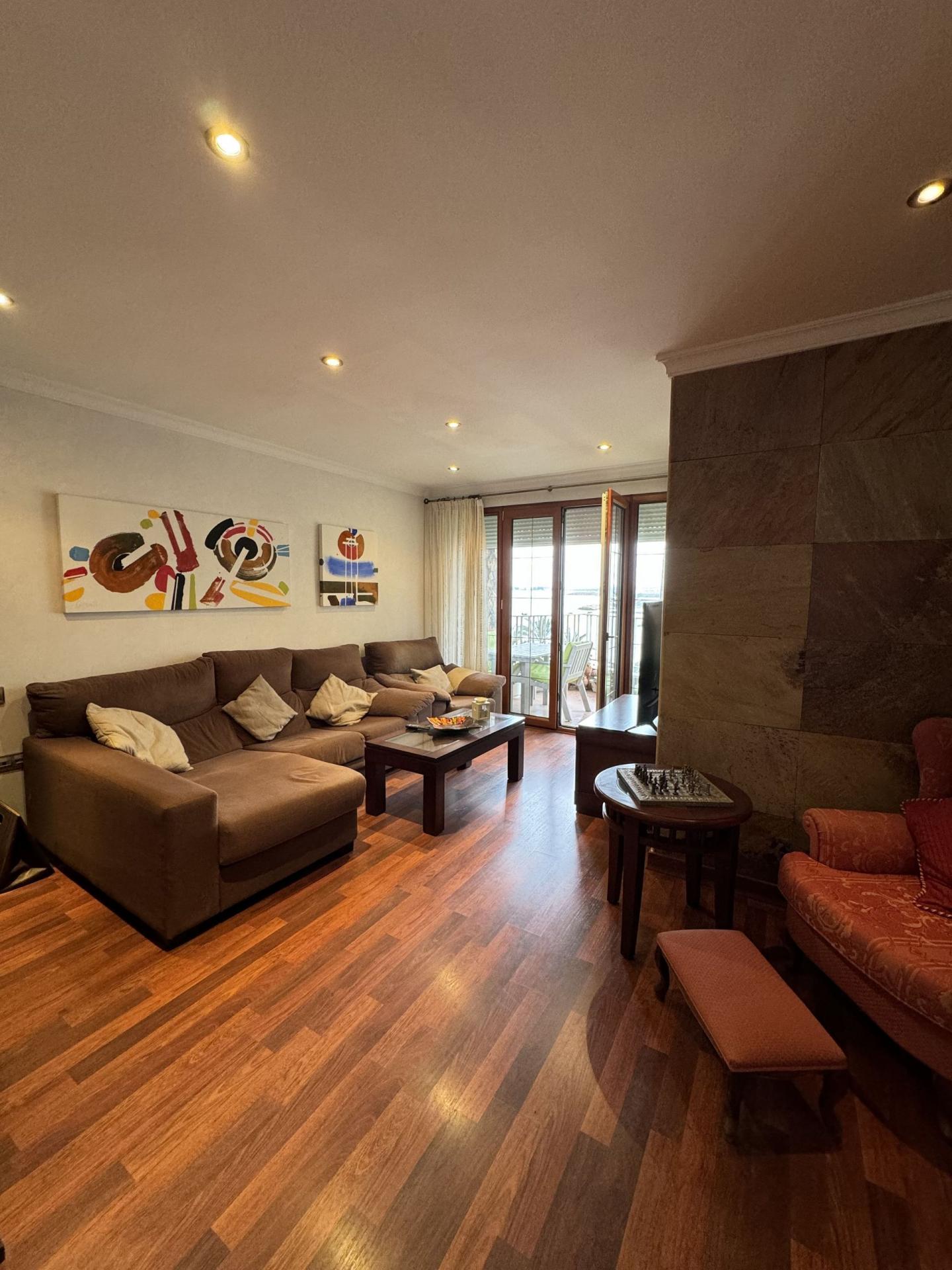 3 Bed, 2 Bath, ApartmentFor Sale, Torrevieja, Alicante