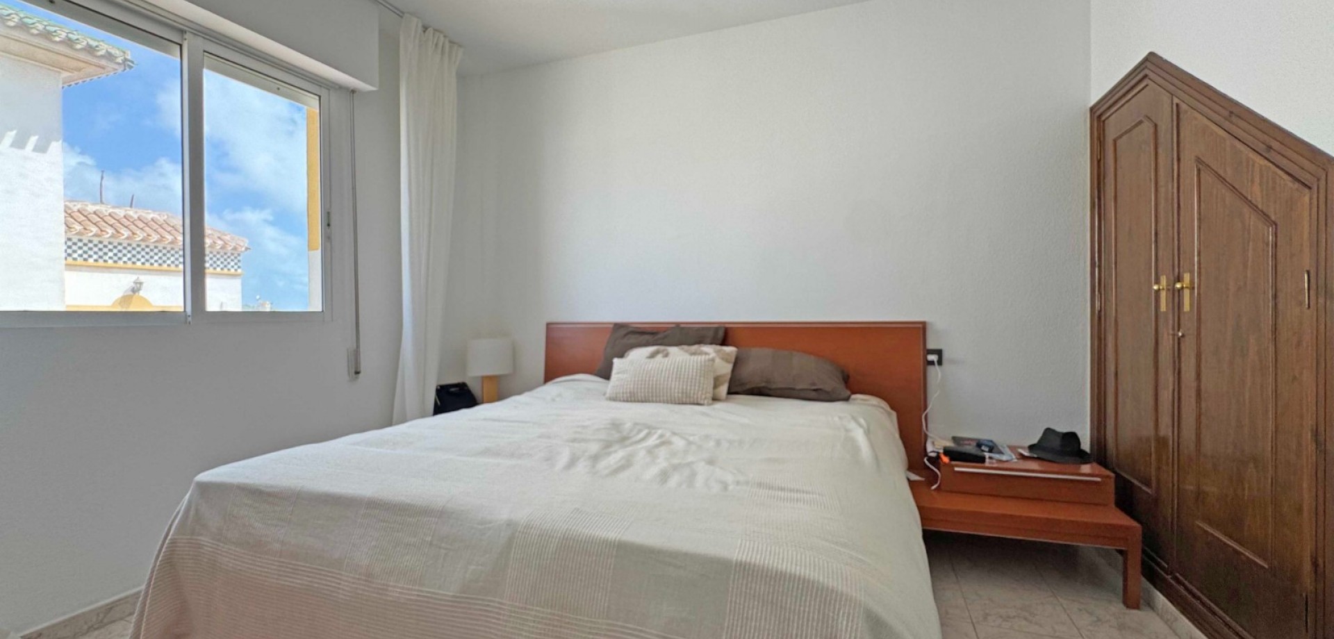 3 Bed, 1 Bath, ApartmentFor Sale, Torrevieja, Alicante