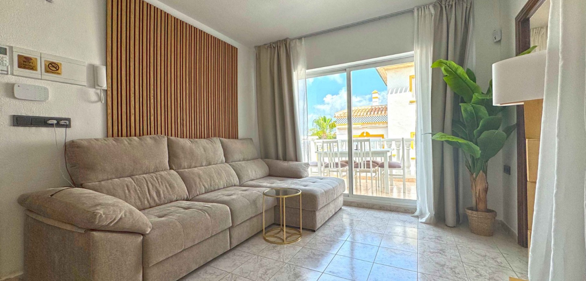 3 Bed, 1 Bath, ApartmentFor Sale, Torrevieja, Alicante