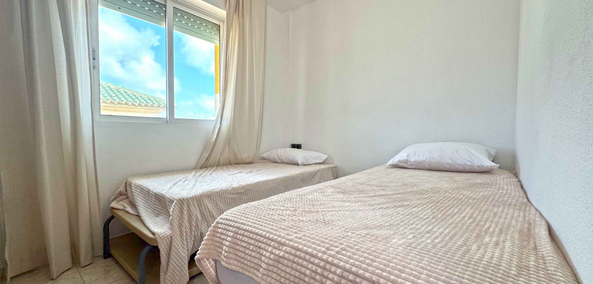 3 Bed, 1 Bath, ApartmentFor Sale, Torrevieja, Alicante