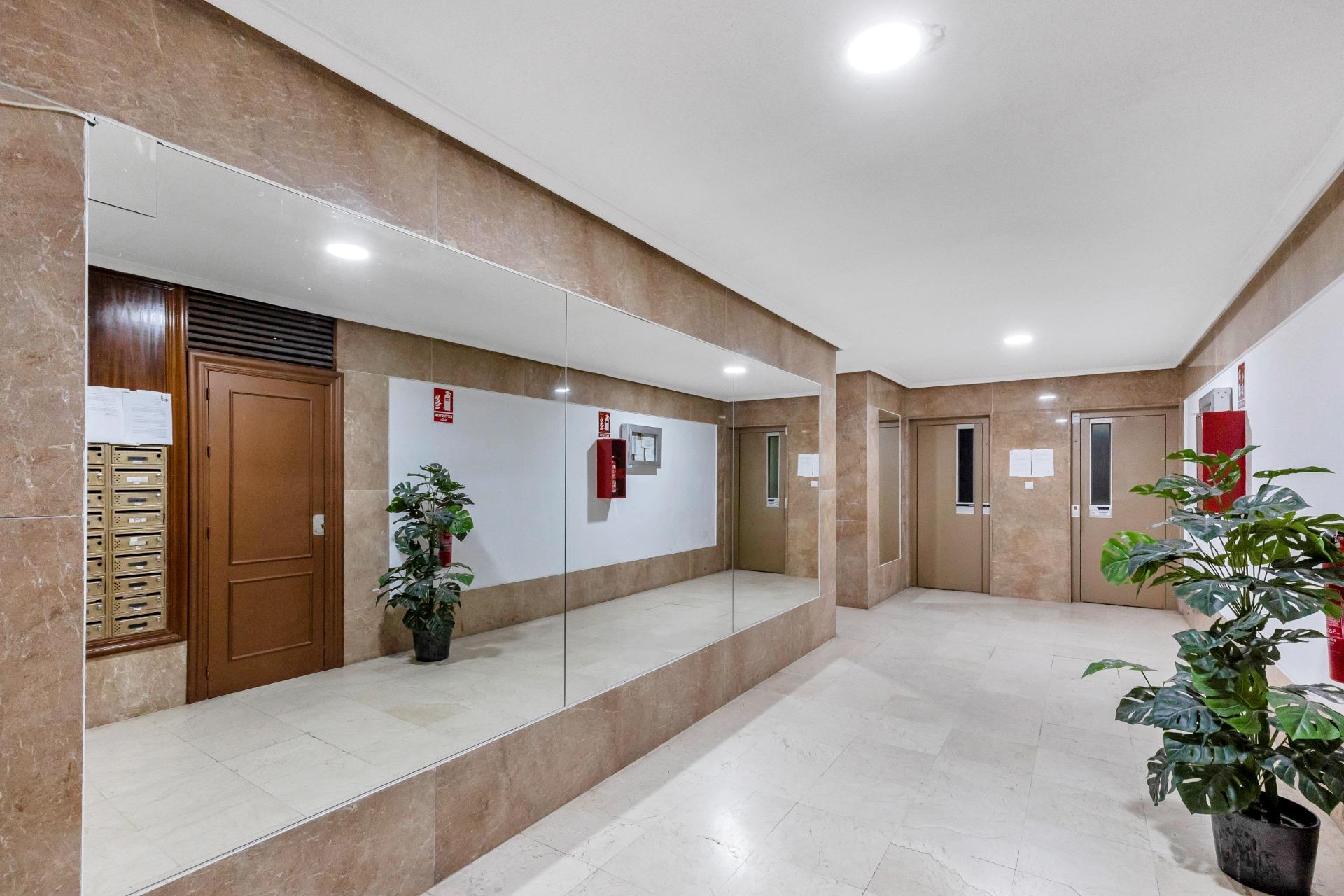 2 Bed, 1 Bath, ApartmentFor Sale, Torrevieja, Alicante