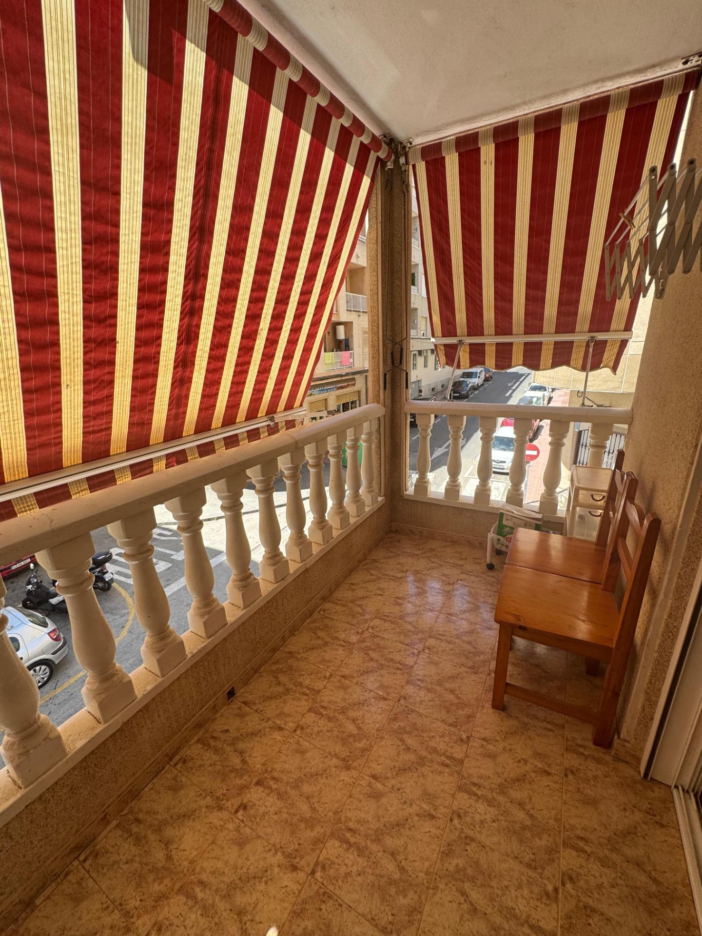 2 Bed, 1 Bath, ApartmentFor Sale, Torrevieja, Alicante