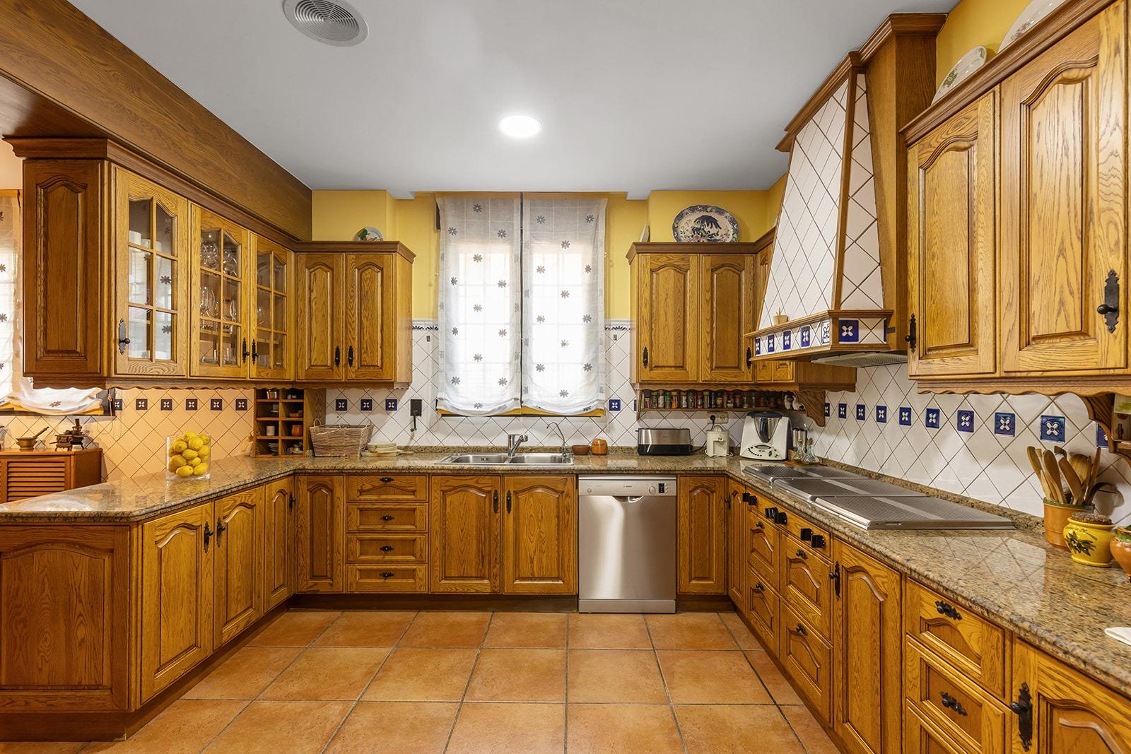 7 Bed, 7 Bath, HouseFor Sale, Torrevieja, Alicante