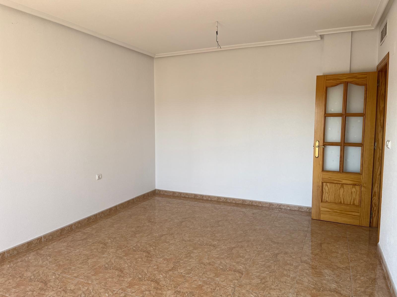 3 Bed, 2 Bath, ApartmentFor Sale, Almoradi, Alicante