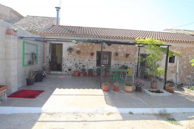 4 Bed, 3 Bath, HouseFor Sale, Pinoso, Alicante