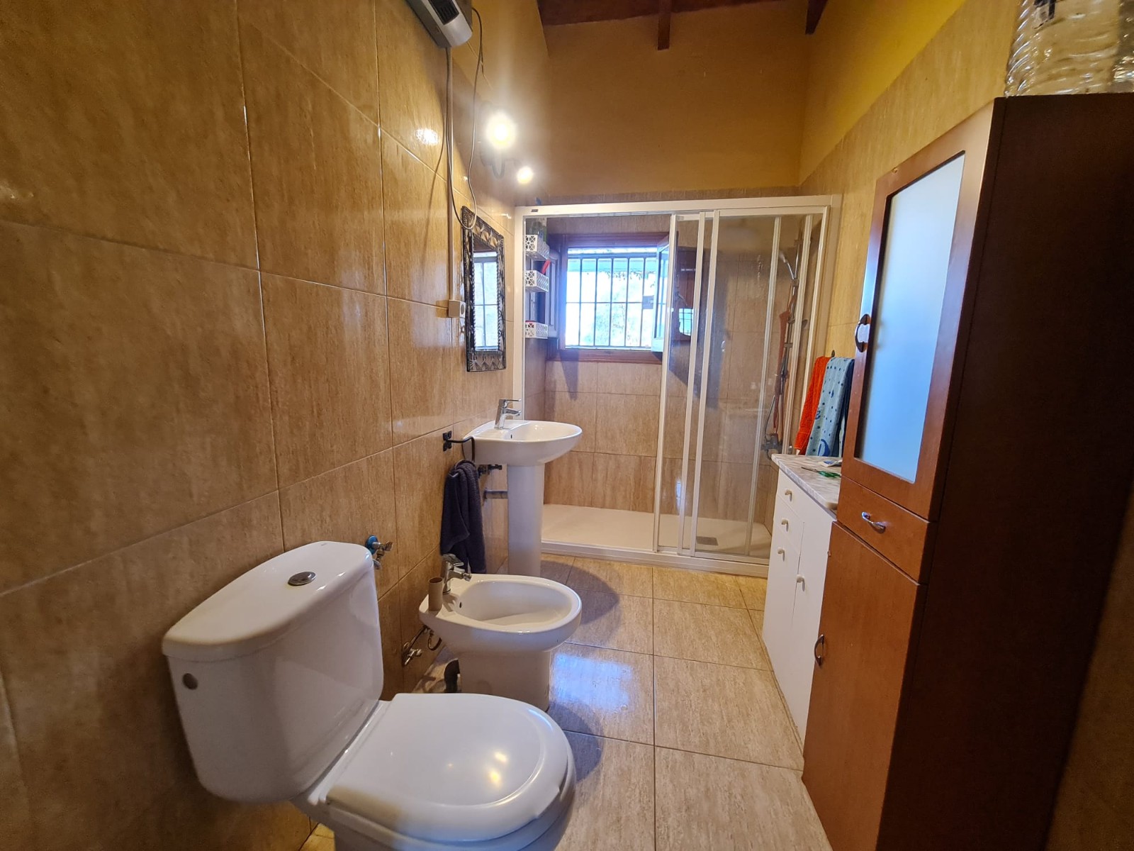 4 Bed, 3 Bath, HouseFor Sale, Pinoso, Alicante