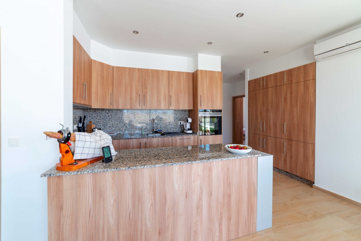 4 Bed, 2 Bath, HouseFor Sale, Torrevieja, Alicante