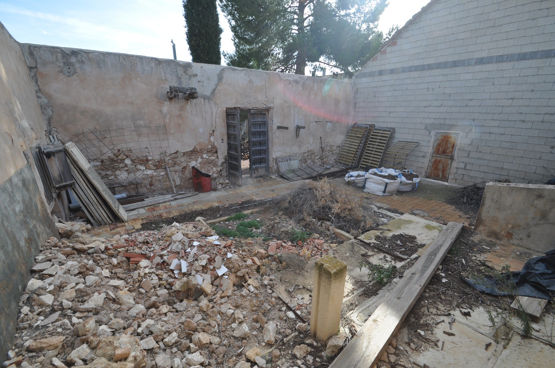 7 Bed, 1 Bath, HouseFor Sale, Pinoso, Alicante