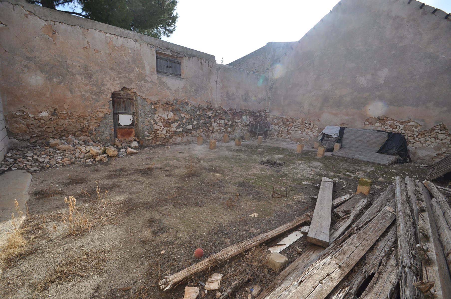 7 Bed, 1 Bath, HouseFor Sale, Pinoso, Alicante