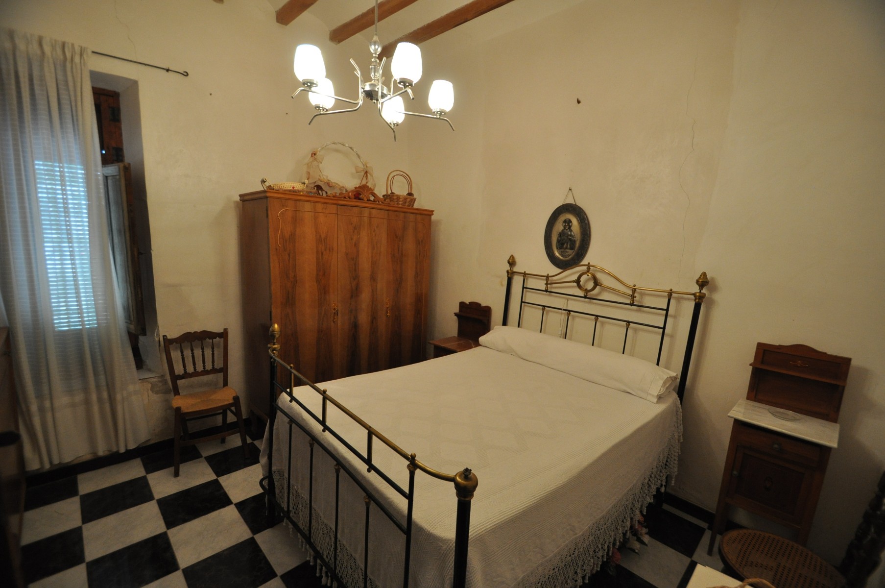 7 Bed, 1 Bath, HouseFor Sale, Pinoso, Alicante