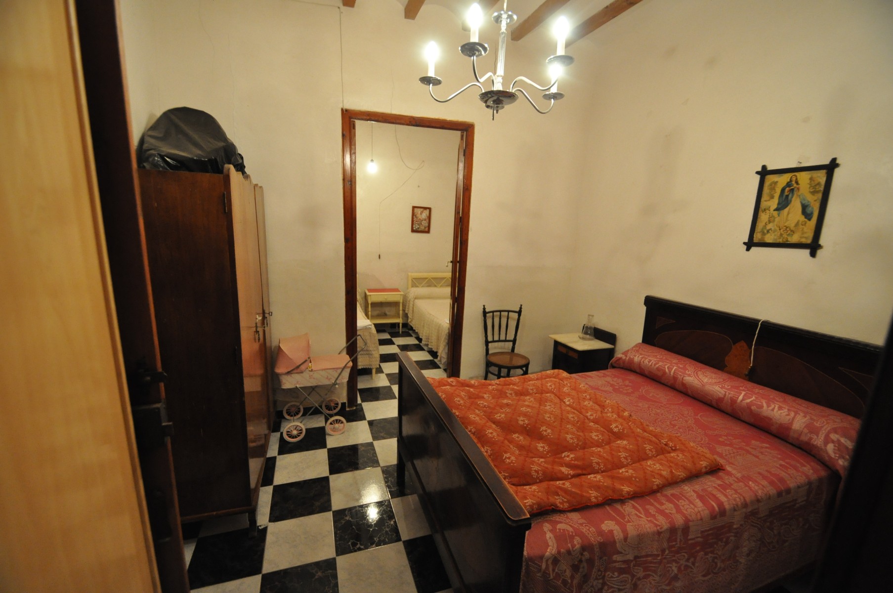 7 Bed, 1 Bath, HouseFor Sale, Pinoso, Alicante